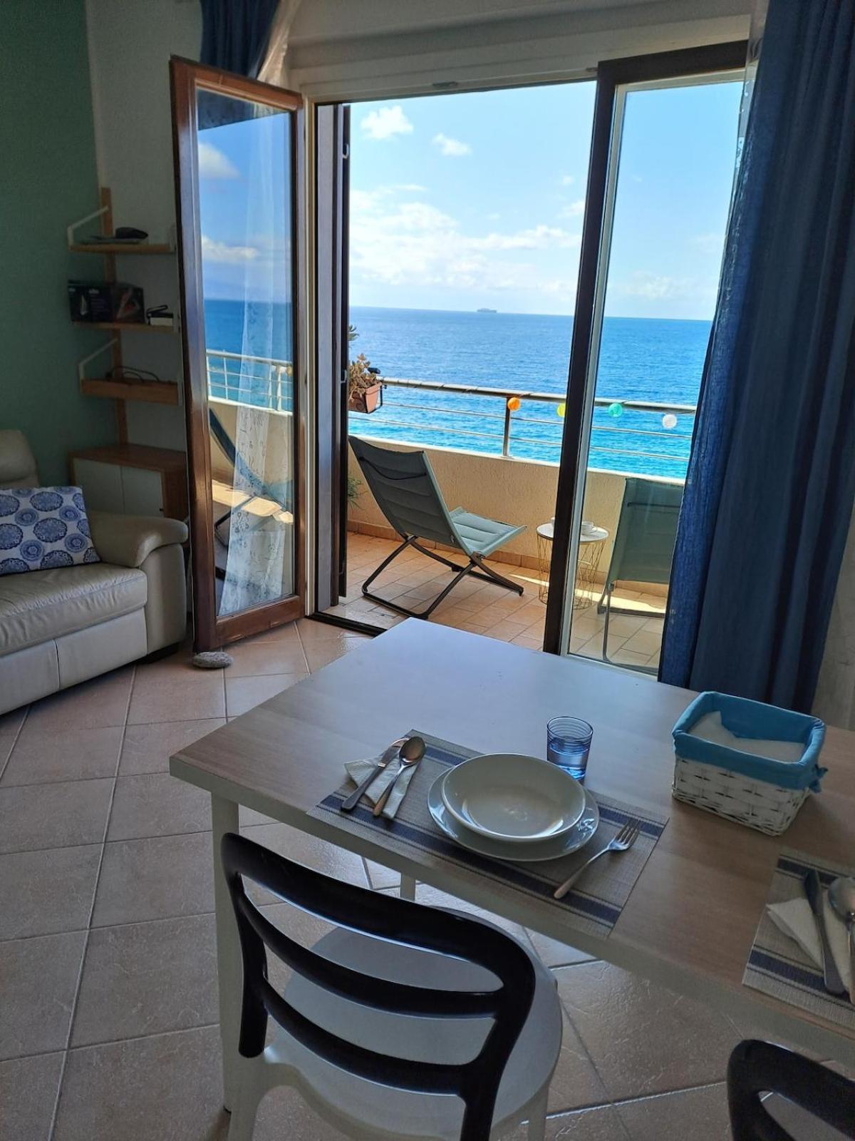 Sea House Bagnara Calabra Apartment Екстериор снимка