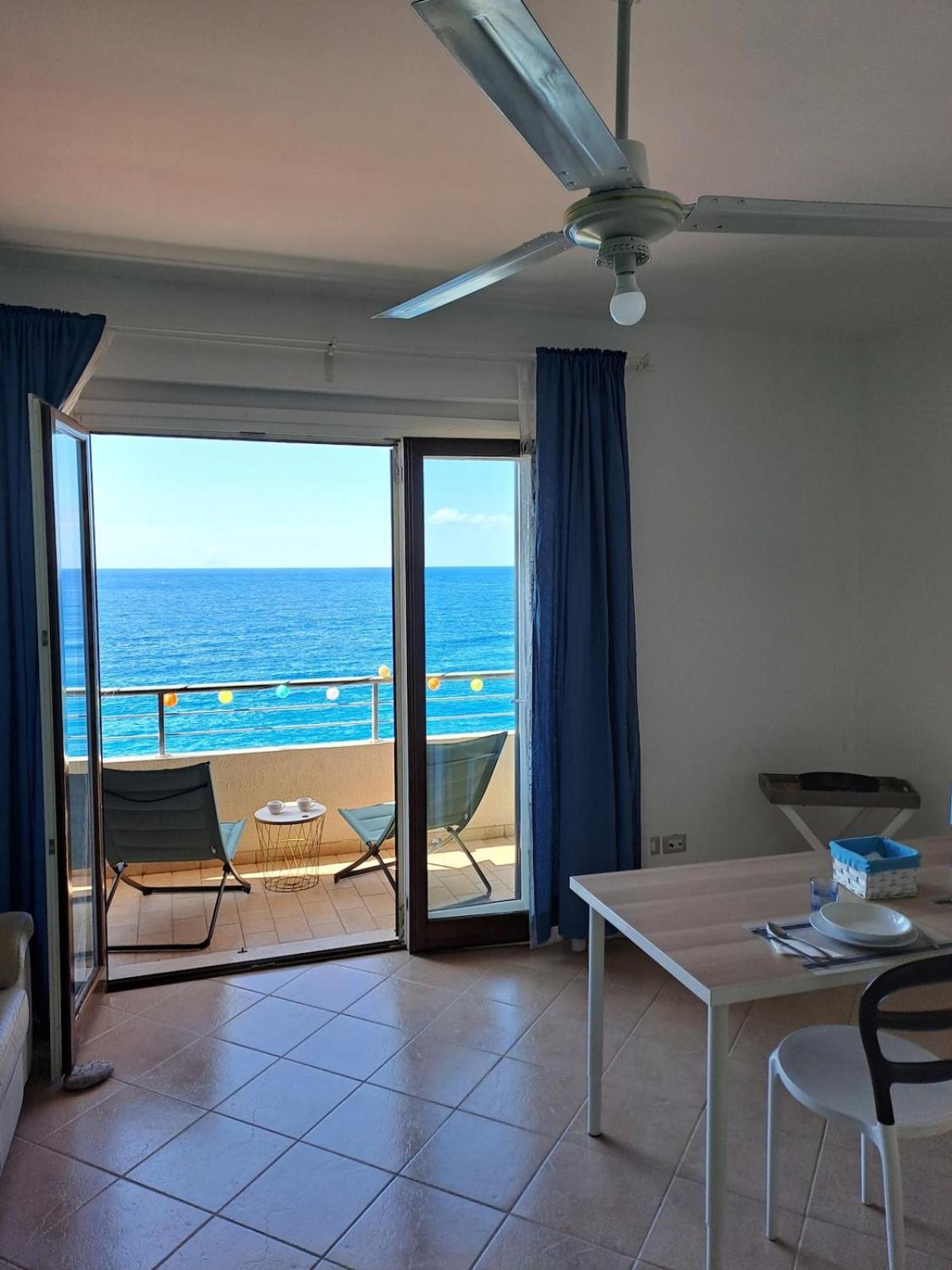 Sea House Bagnara Calabra Apartment Екстериор снимка